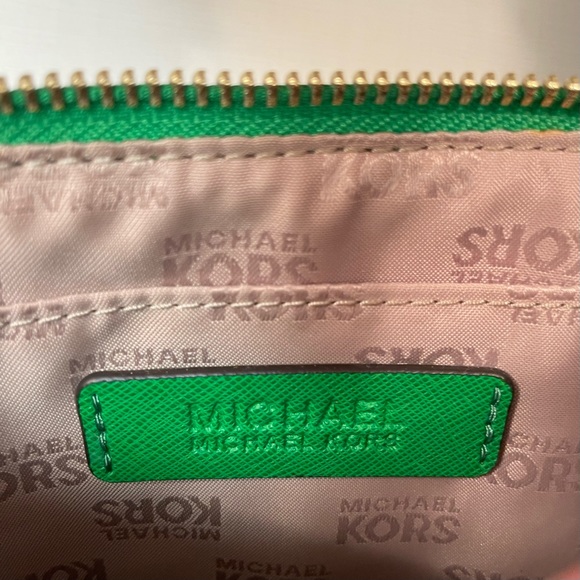 Michael Kors NEW Jet Set Large Coated Canvas Logo Stripe Wristlet Wallet Clutch - Picture 6 of 7
